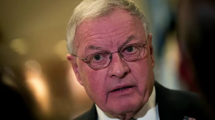 Kellogg: Russia controls occupied lands, but not legally owns them.
