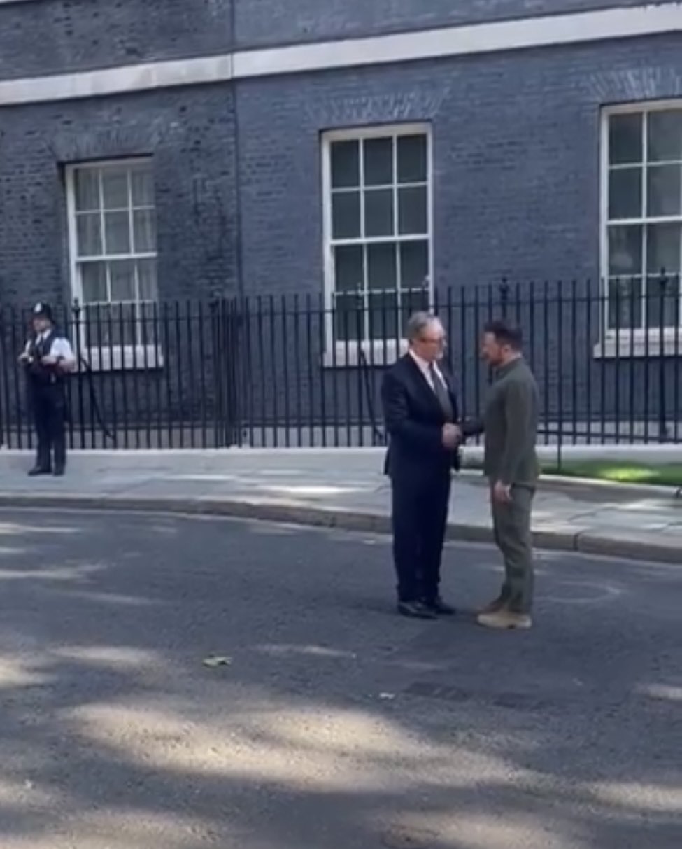 Zelensky premier invité à Downing Street sous Starmer