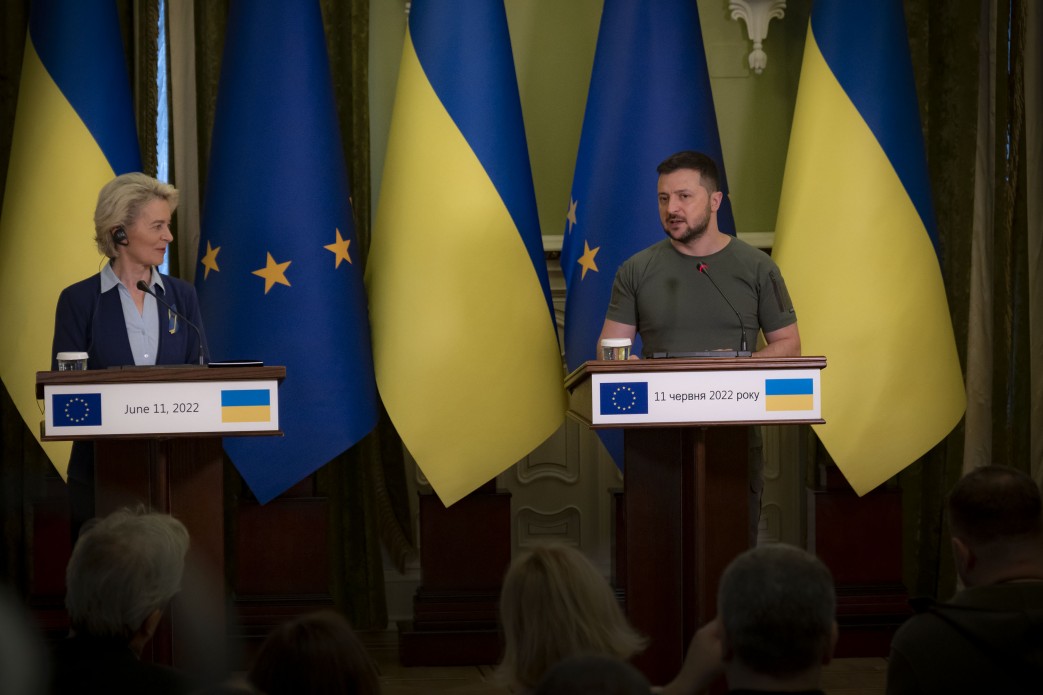 EU Commission to finalize Ukraine’s candidate status assessment next week