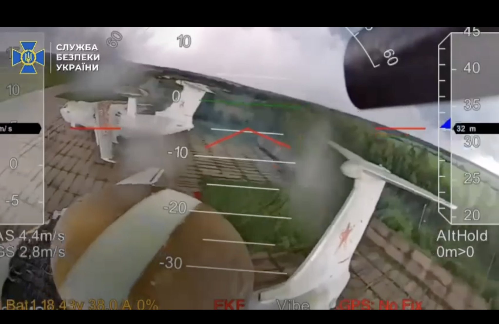 Ukrainian drones land on two Russian A-50 AWACS