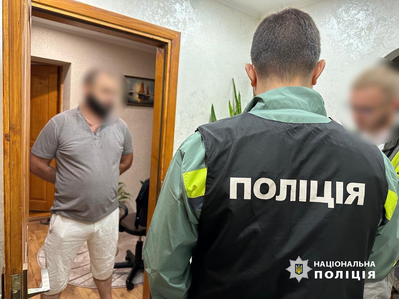 Police suspects contractor of selling cheap oil