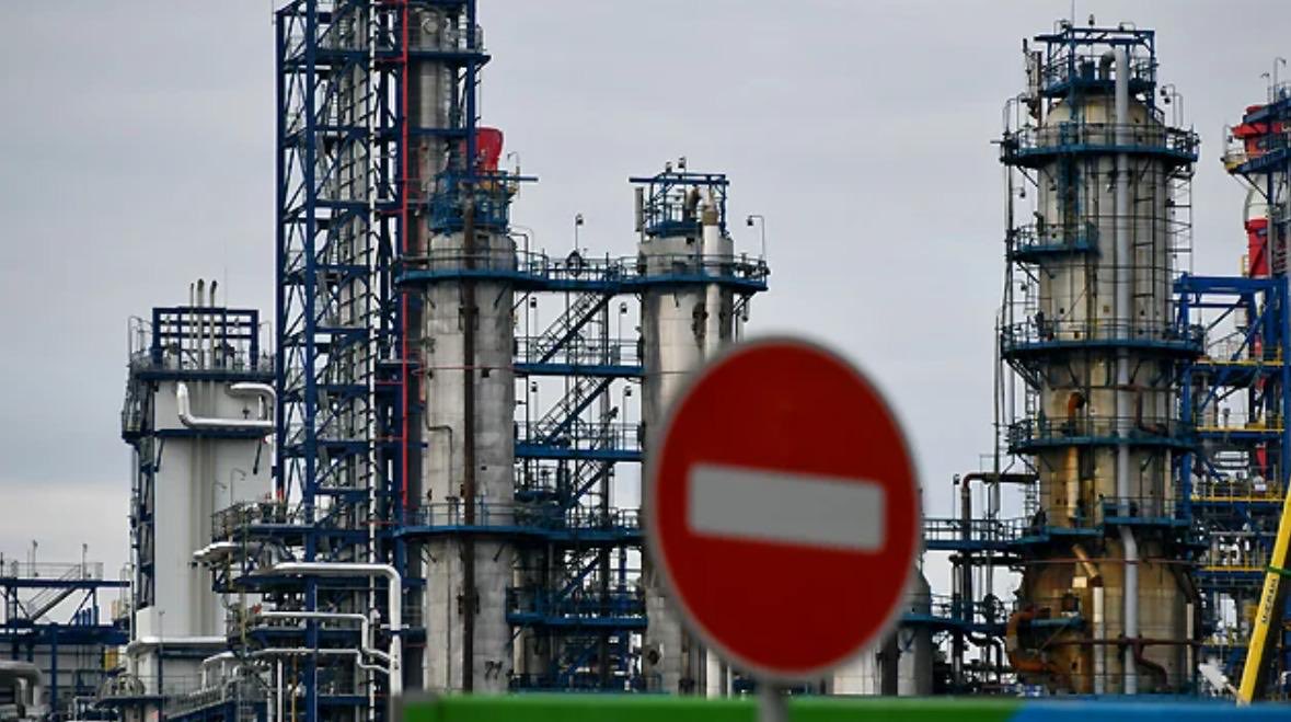 EU for Russian gas cut-off, Hungary and Slovakia oppose