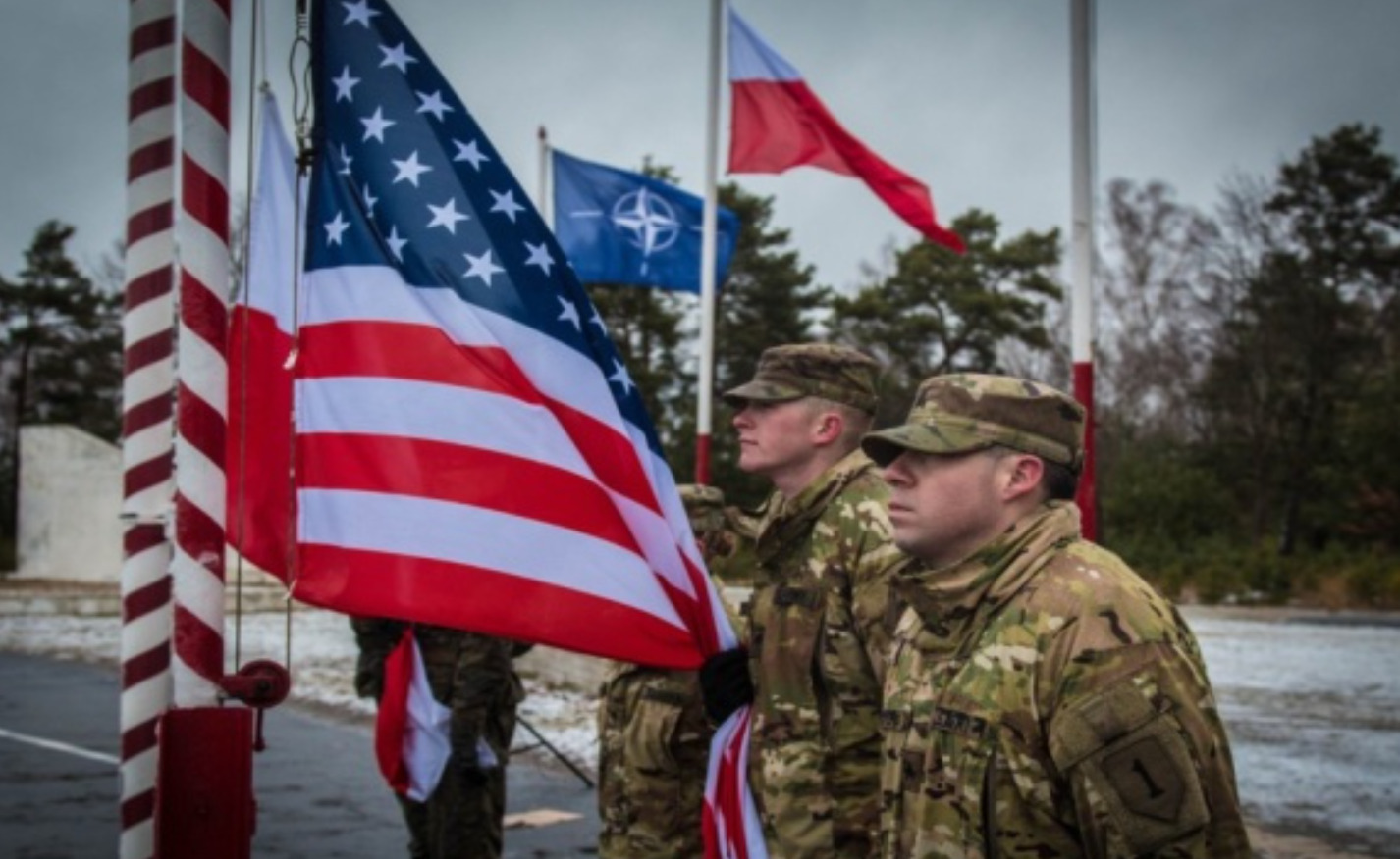 Polish FM: Europe unable to defend itself without the US