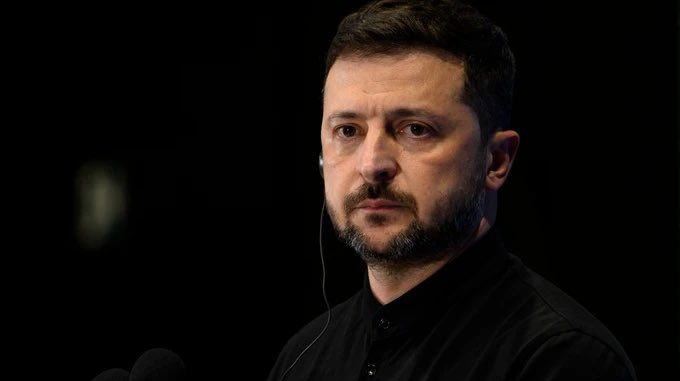 Zelensky rejects handing Donbas to Russia