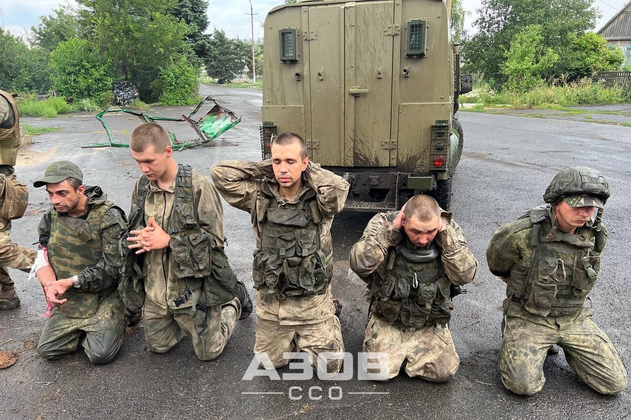 Azov fighters capture occupiers, including Ossetian and Kuban Cossack descendant