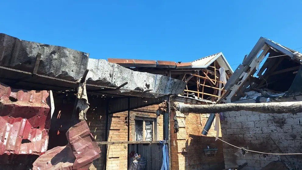 Russian strikes hit Nikopol district