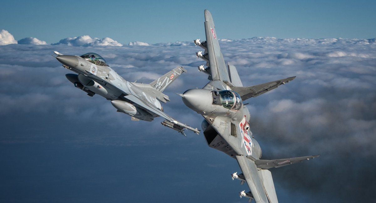 Poland Scrambles Jets Overnight Due to Russian Strikes on Ukraine