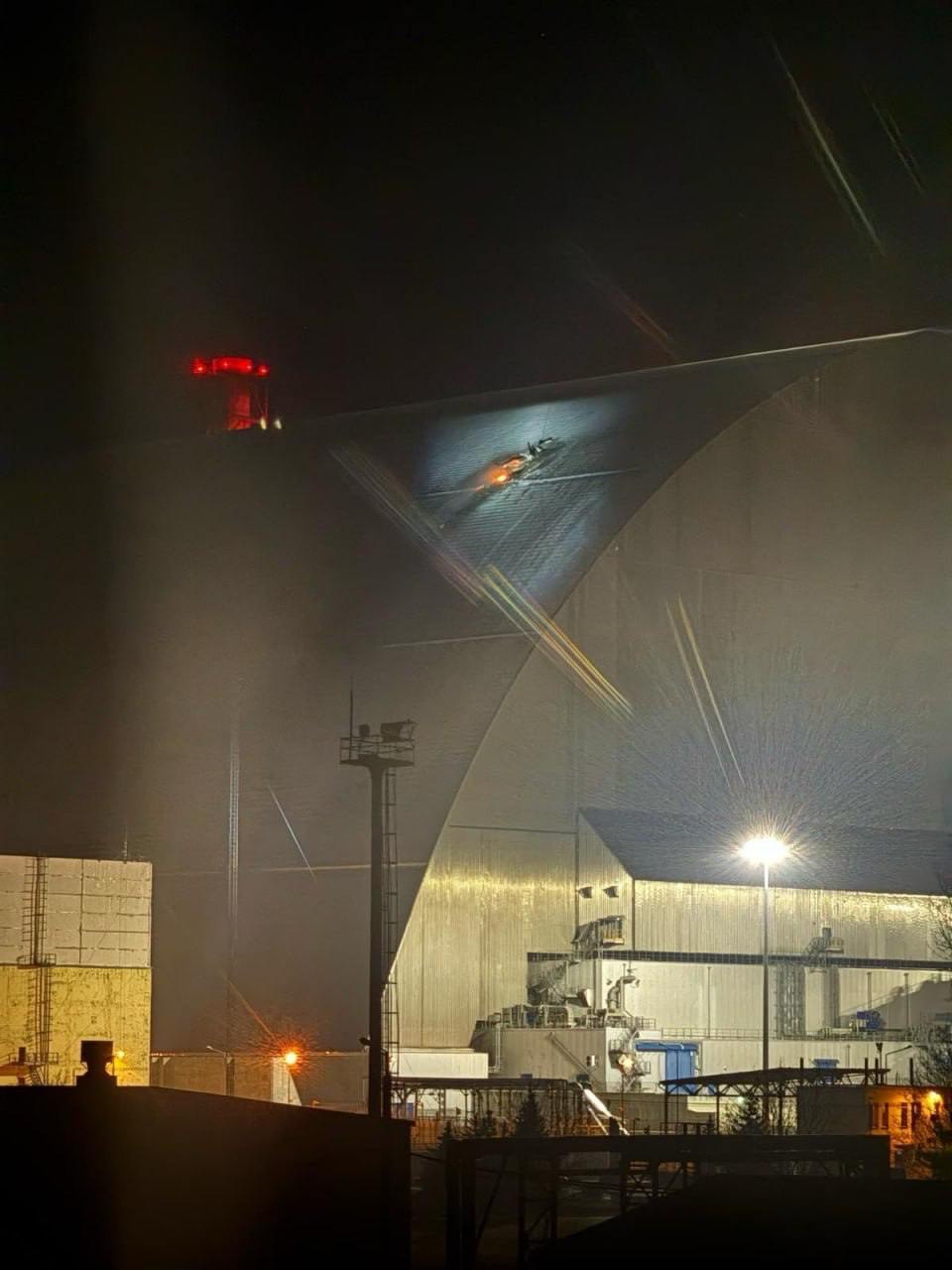 Nighttime Russian attack on Chernobyl site