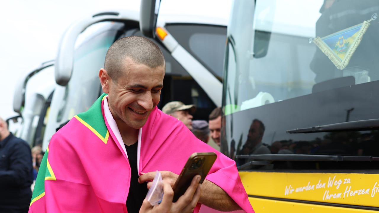 70 Mariupol defenders freed from captivity
