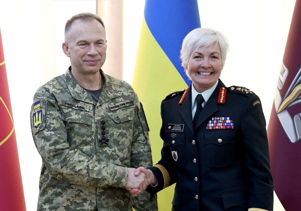 Russia Intensifies Offensive as Ukraine Faces Air Defense Missile Shortage
