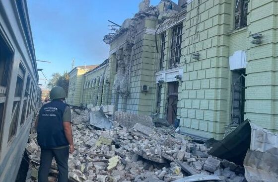 Russia strikes Sumy region, dead and injured reported