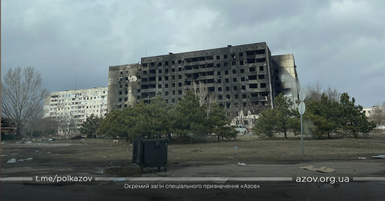 Mariupol defenders hold back enemy advance