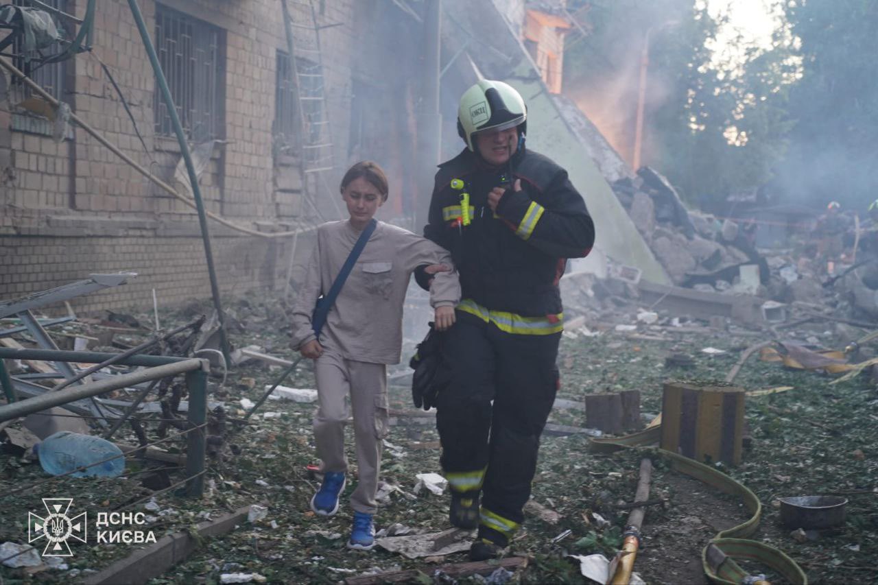 Russian strike kills five civilians in Kyiv residential area