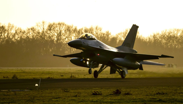 Ukraine to receive F-16s: Russian Su-34s to become targets
