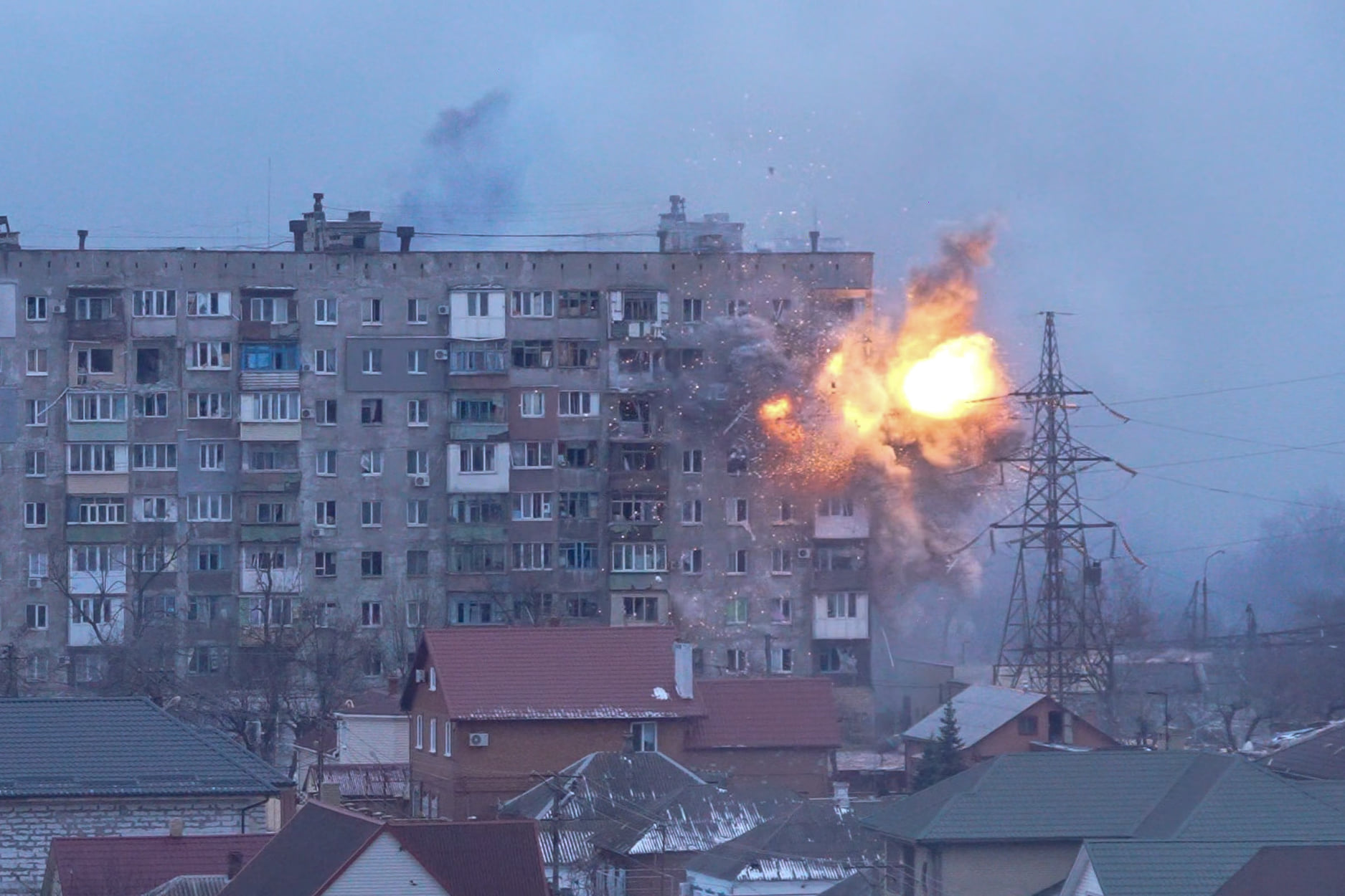 Zelensky compares Mariupol blockade to Leningrad blockade