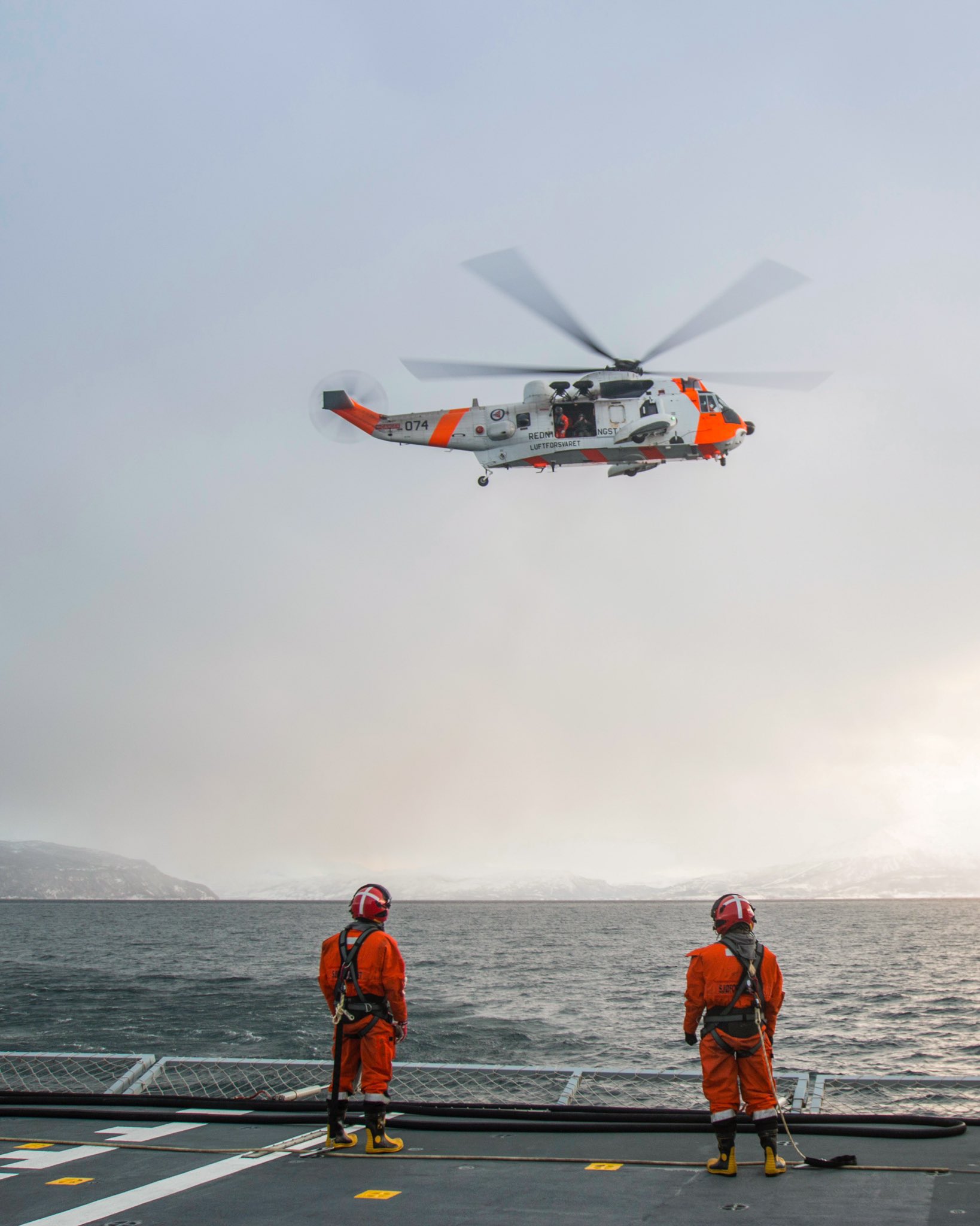 Norway donates Sea King helicopter spare parts to Ukraine