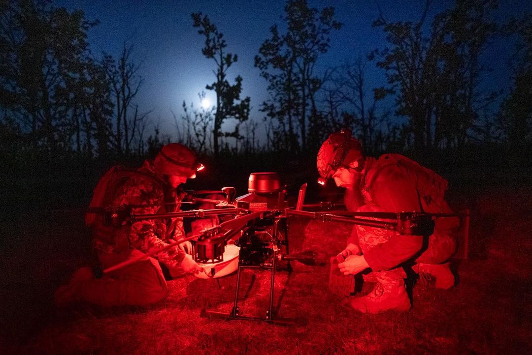 Good night to those who support Ukraine (max 12 words)