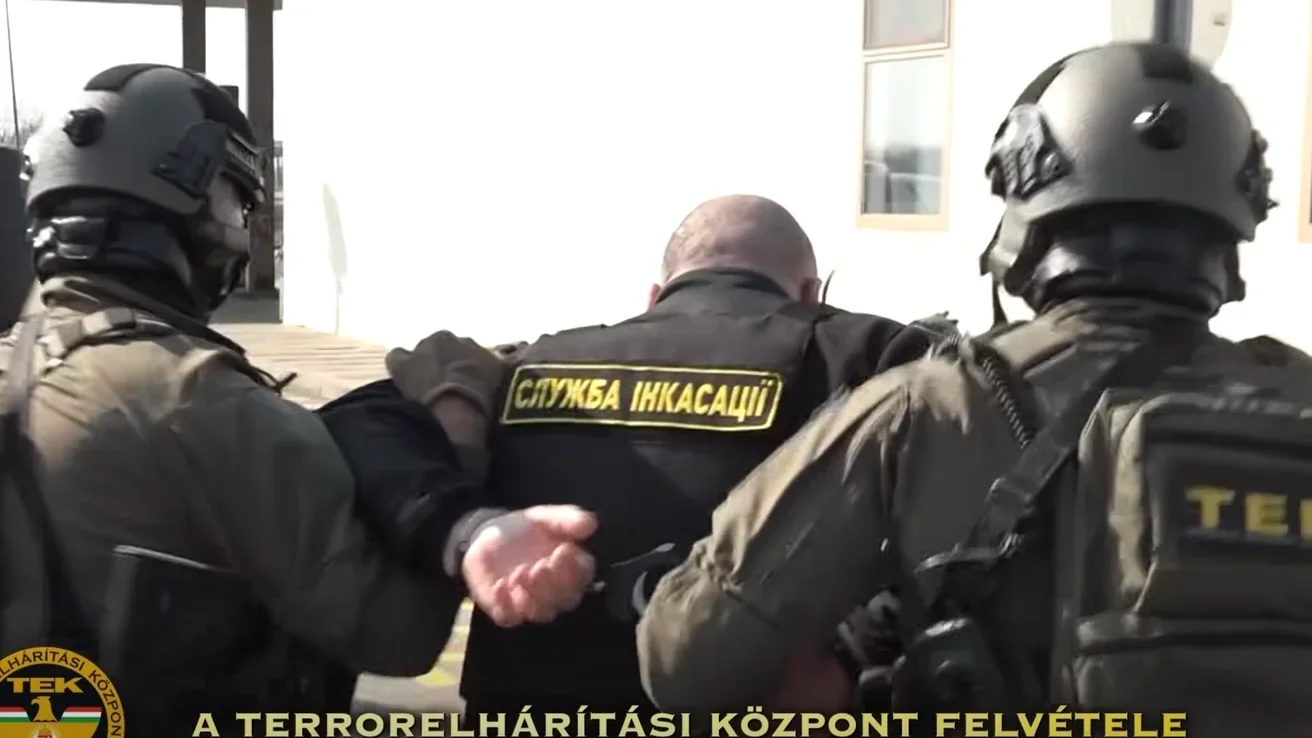 Ukraine to demand compensation for Oschadbank attack in Hungary
