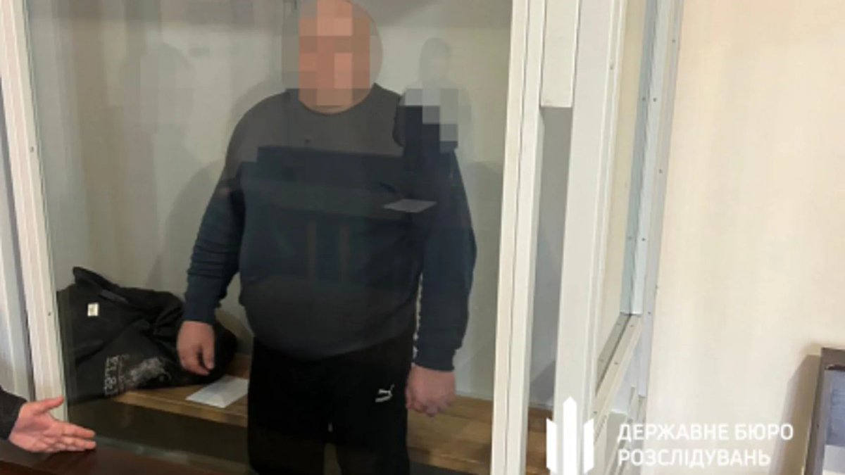 Police accuse deputy brigade commander of extortion