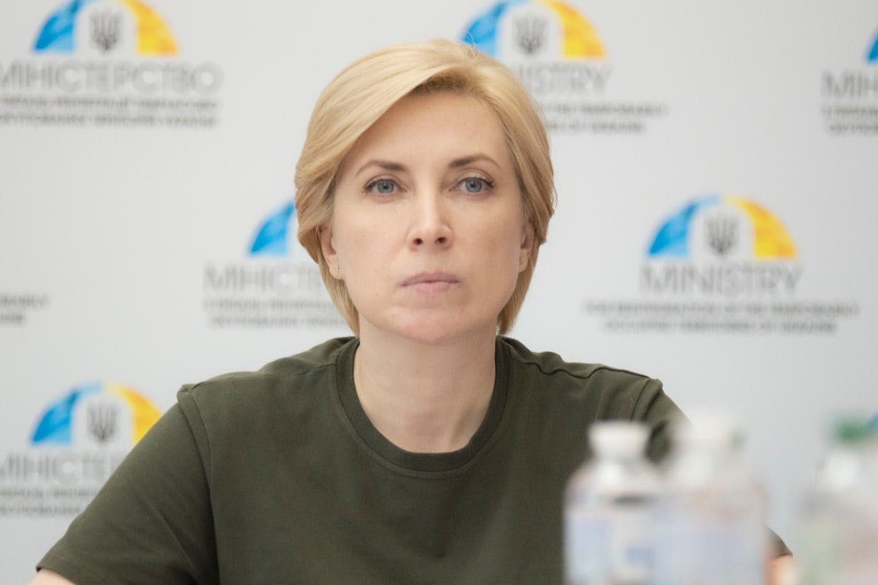 Ukraine Begins Mandatory Evacuation from Donetsk