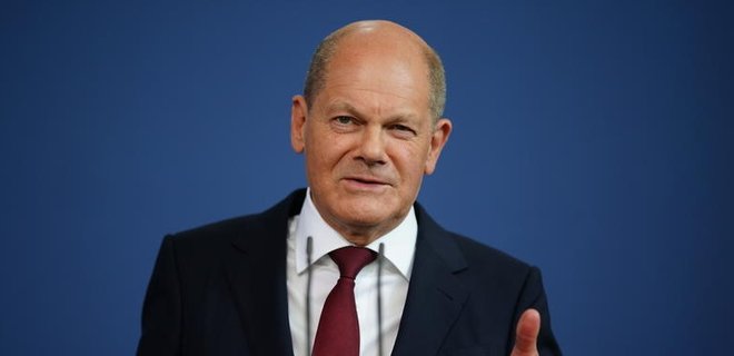 Germany supports Ukraine as much as Britain, Scholz says