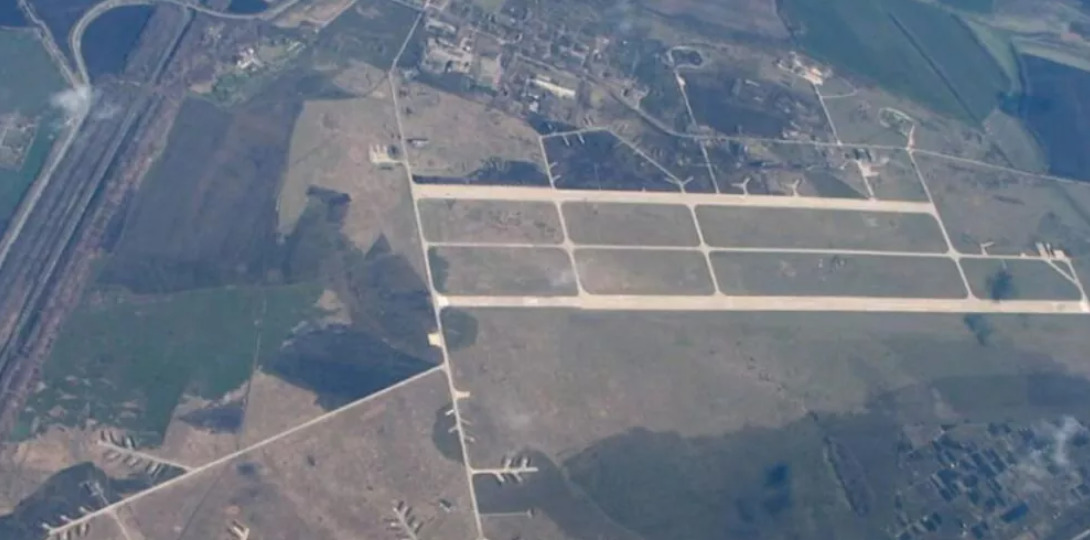 Russian forces strike airfield near Kropyvnytskyi
