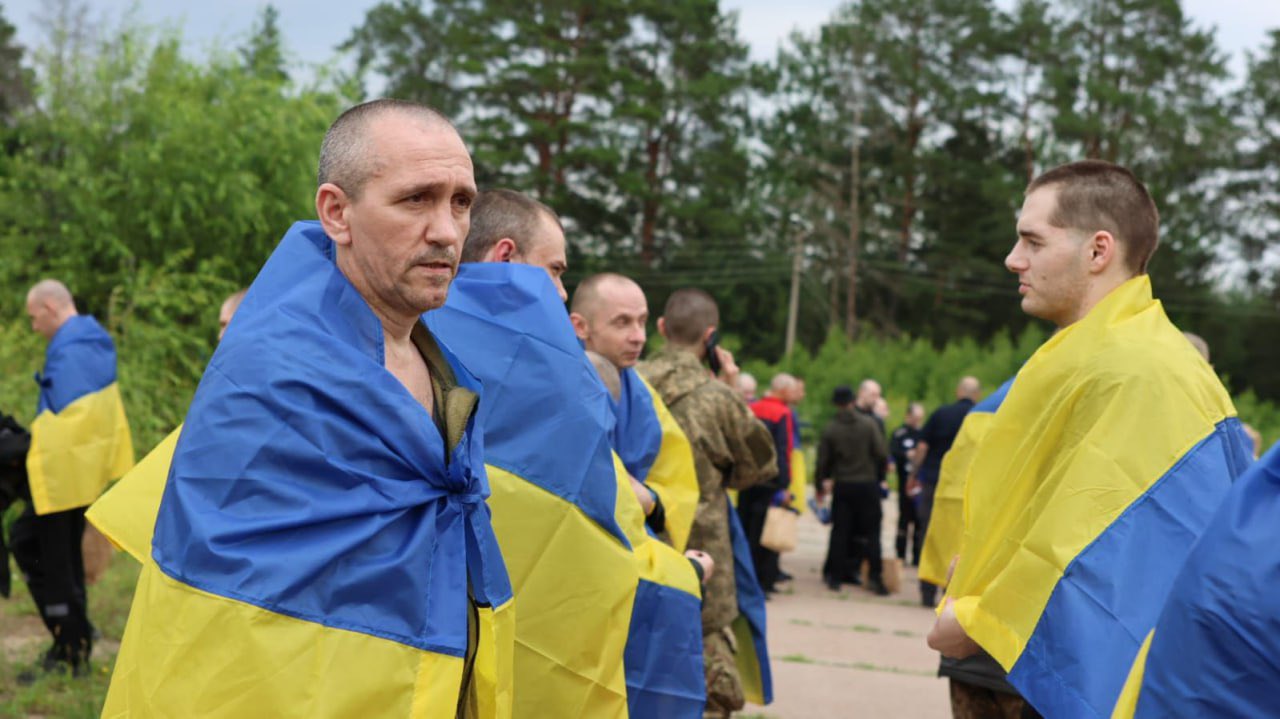 Ukraine et Russie échangent des prisonniers