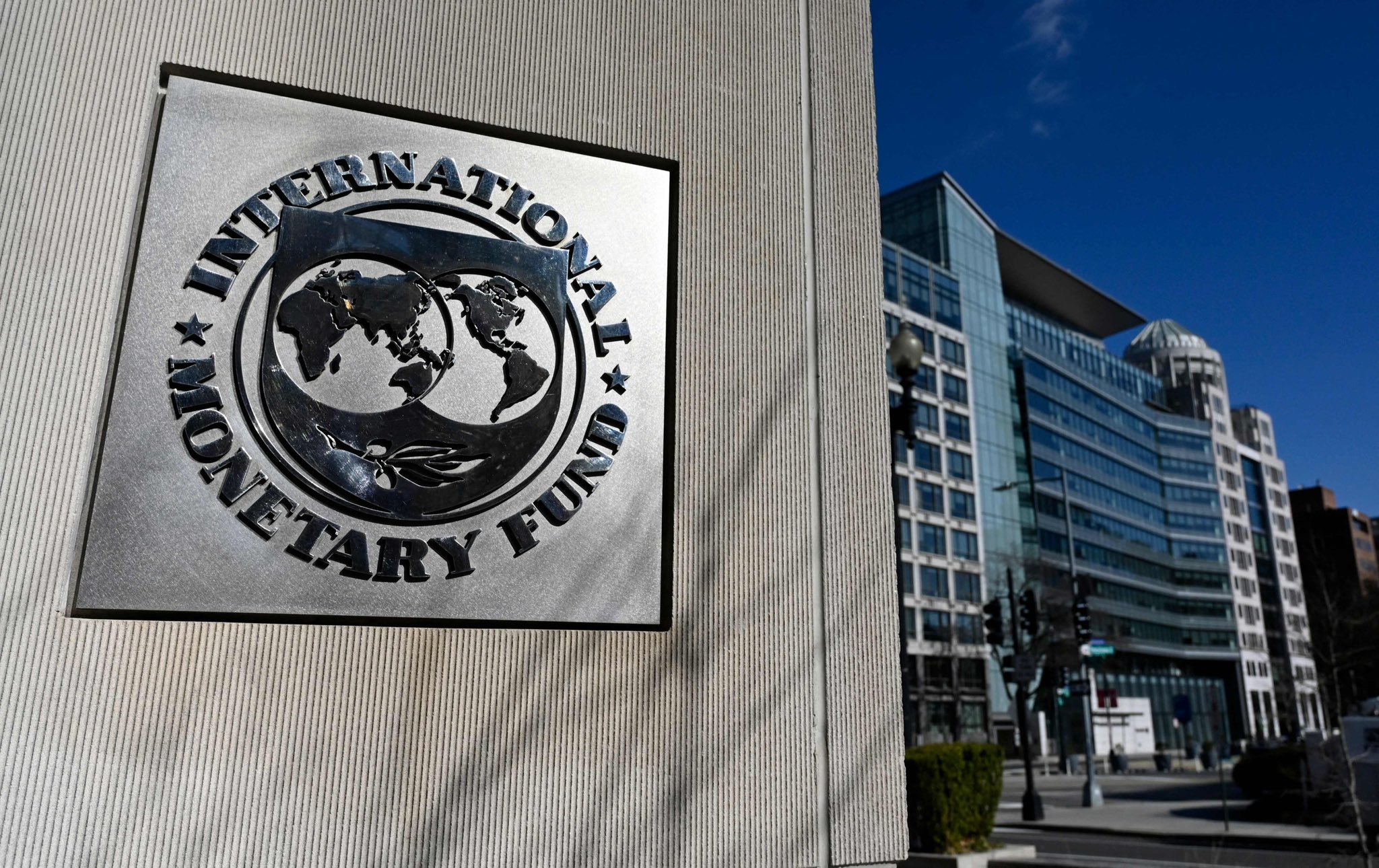 Ukraine receives $500 million IMF tranche