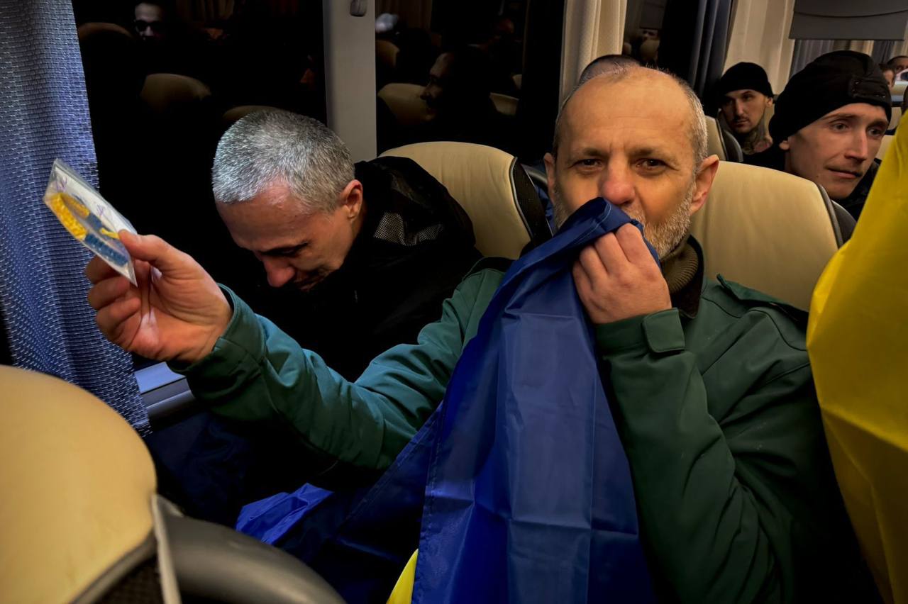189 Ukrainian Defenders Freed from Russian Captivity