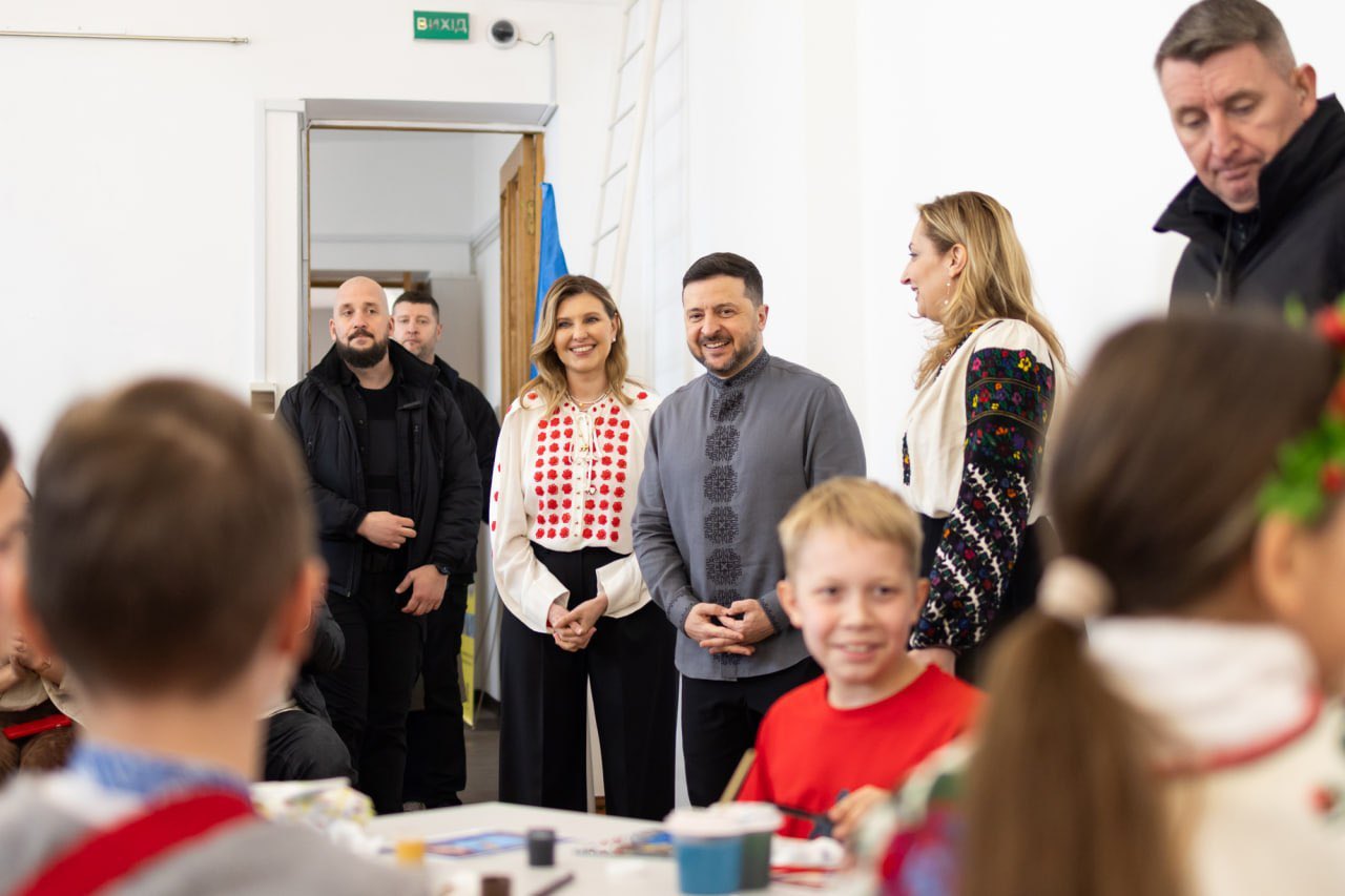 Zelenskyy and First Lady meet children of fallen defenders