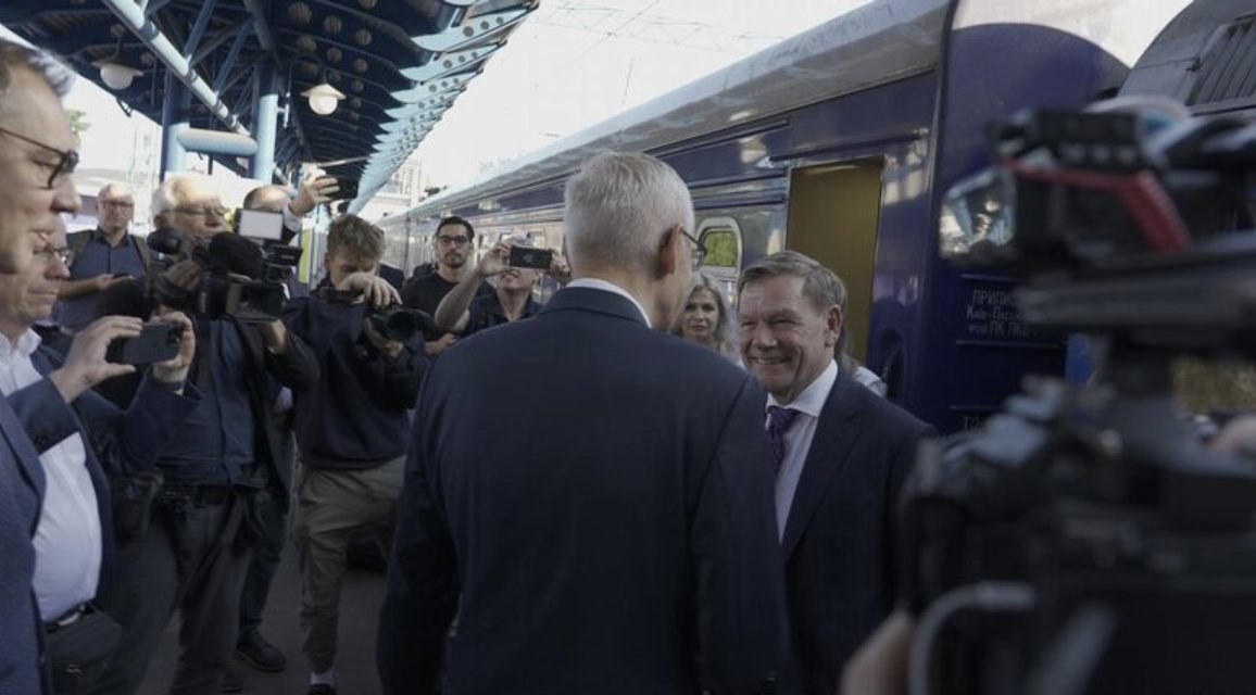 German FM Wadephul arrives in Kyiv