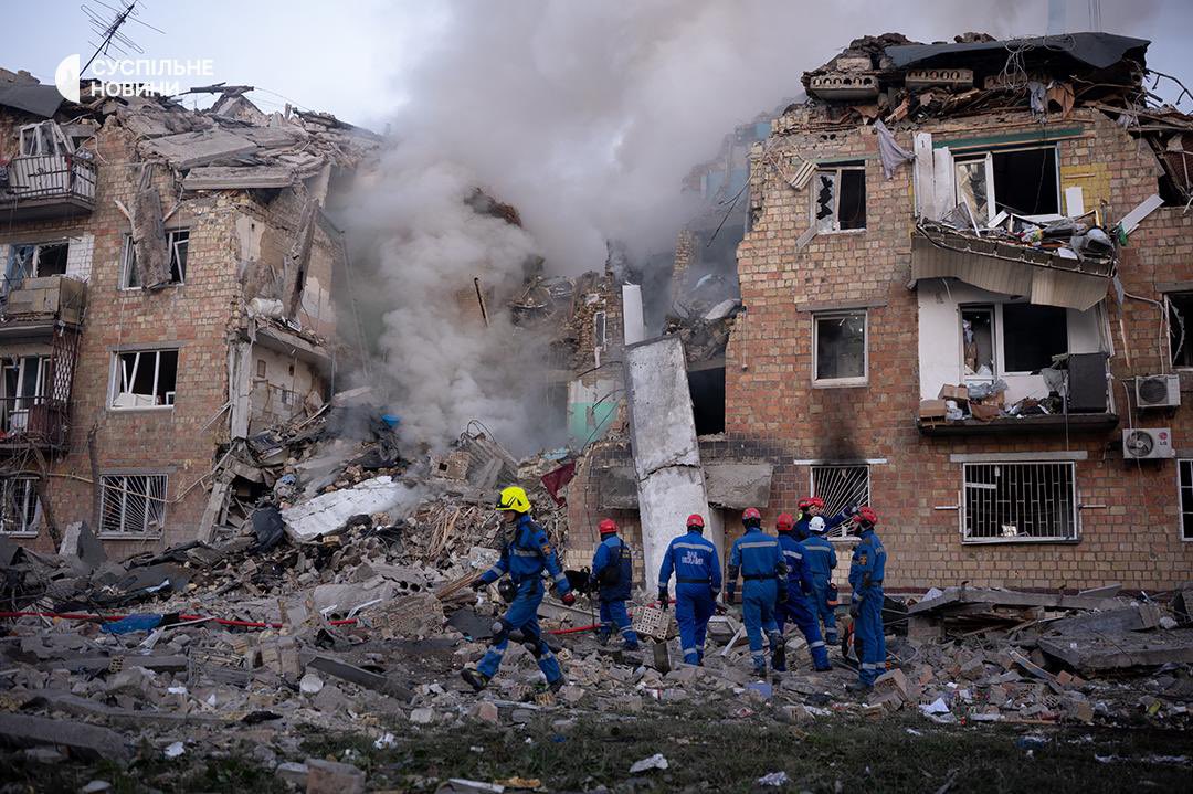 Russian missile strike on Kyiv kills 12, including 3 children