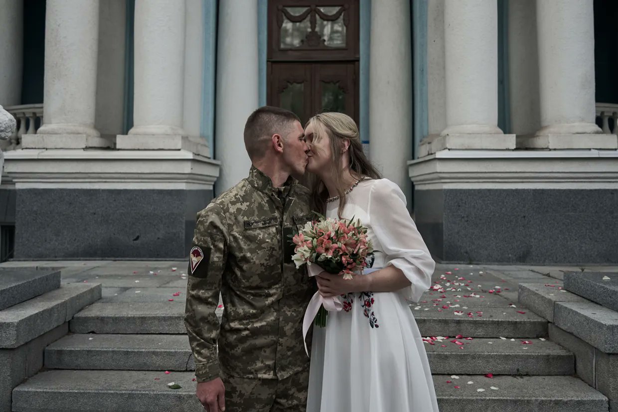 Ukrainians marry online via Diia app