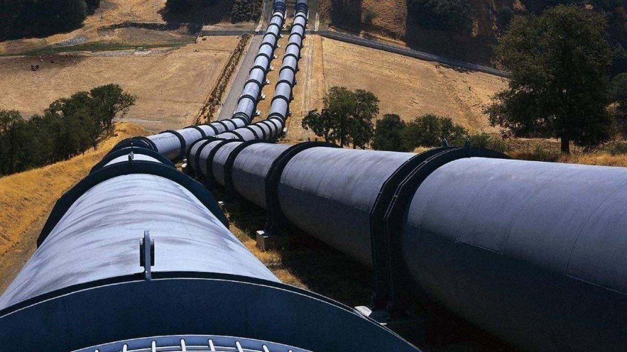 Hungary blocks €6.5B EU payment for Ukraine over Lukoil oil dispute