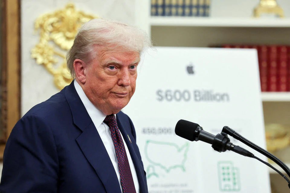 Trump discusses ceasefire talks with territory swaps