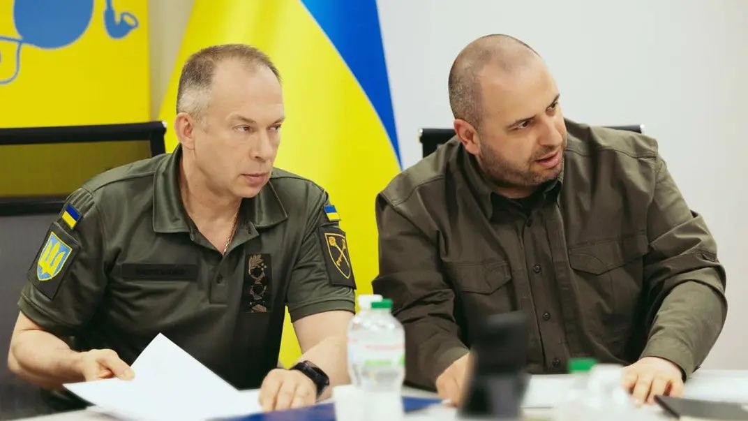 Syrskyi discusses military training with French counterpart