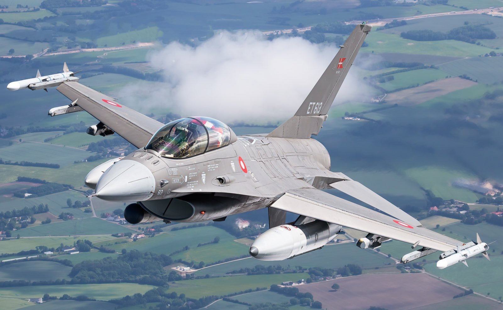 Ukrainian F-16 Destroys 6 Missiles in One Sortie
