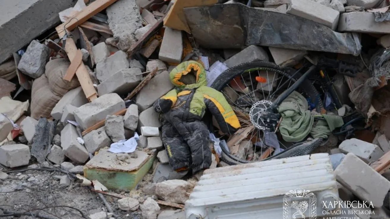 Bilan de 8 morts après le raid russe sur Kharkiv
