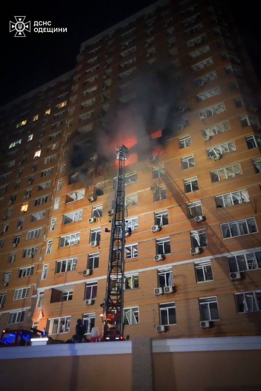 Russian army attacks Odessa at night