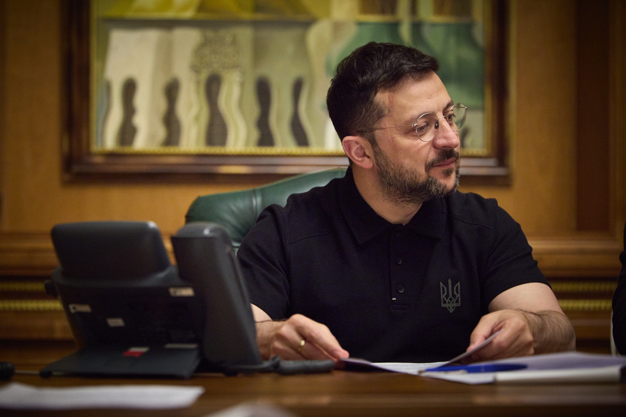 Senior Ukrainian official: Zelensky-Trump call went well, discussed minerals deal and diplomacy.