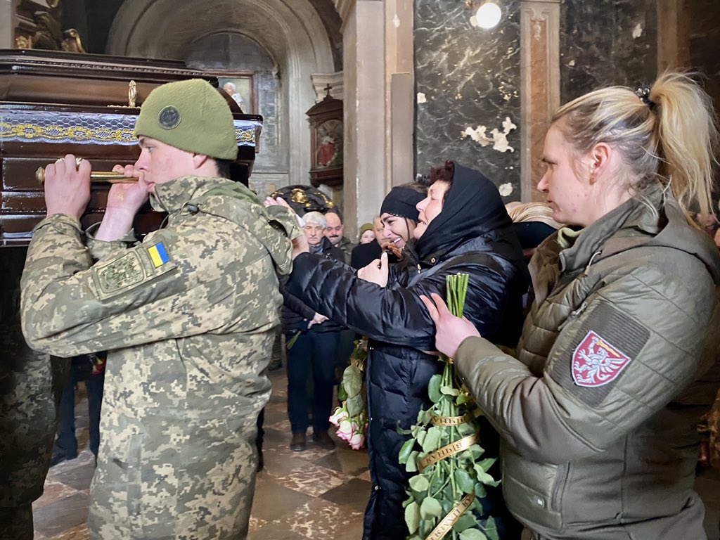 In Lviv, Ukrainians bid farewell to the slain