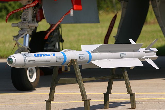 Germany to transfer 100 IRIS-T missiles to Ukraine