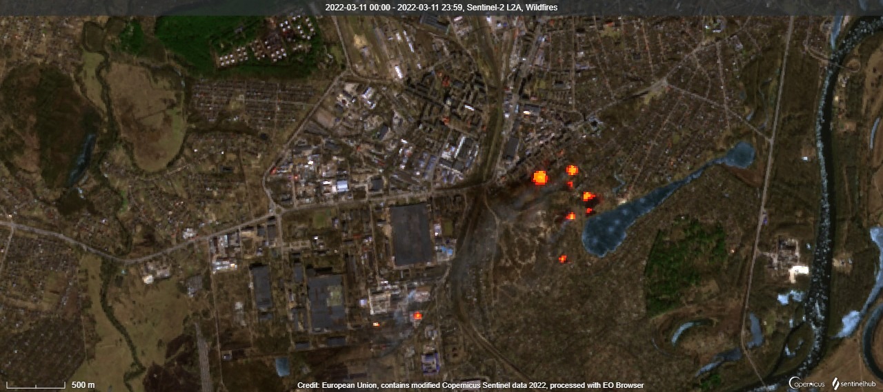 Visible fires in a residential area of Chernihiv