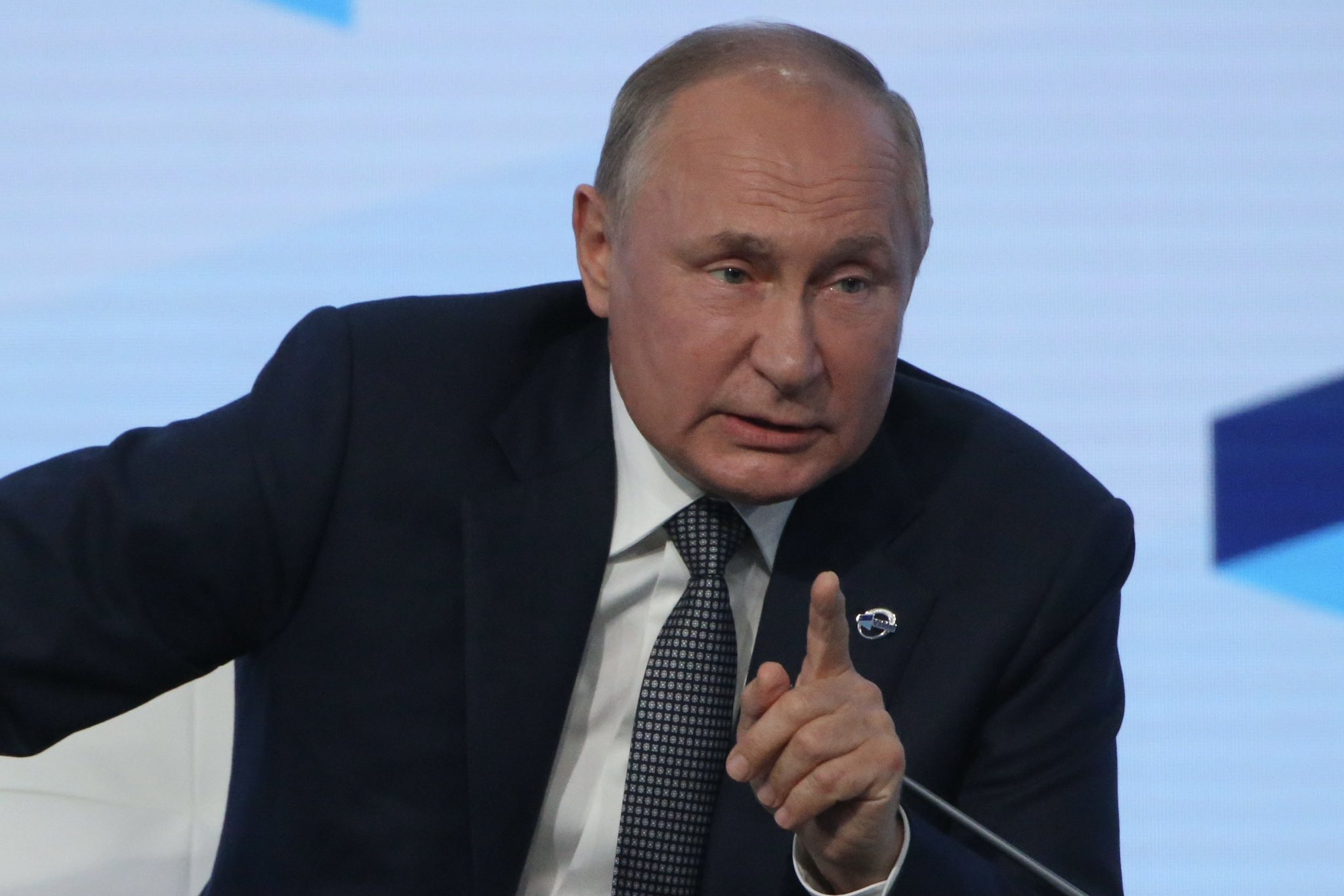 Putin threatens Kyiv decision centers with Oreshnik missiles