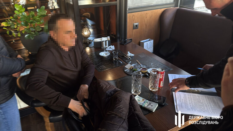 Zhytomyr Oblast Council Deputy Detained for Bribe for State Job Placement