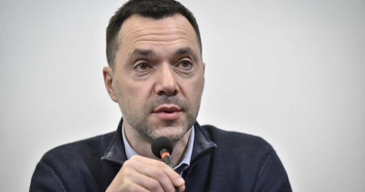 Yermak’s advisor Arestovych plans presidential run