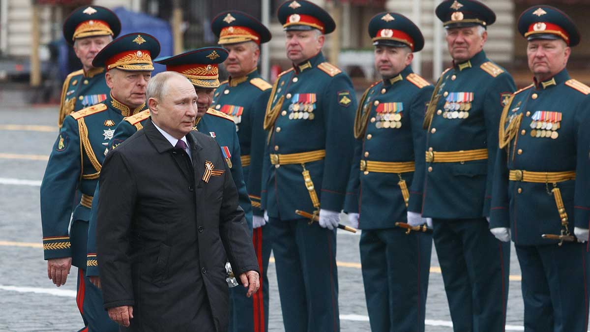 Putin may declare war on Ukraine on May 9