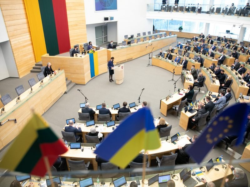 Lithuanian Seimas recognizes forced transportation as deportation