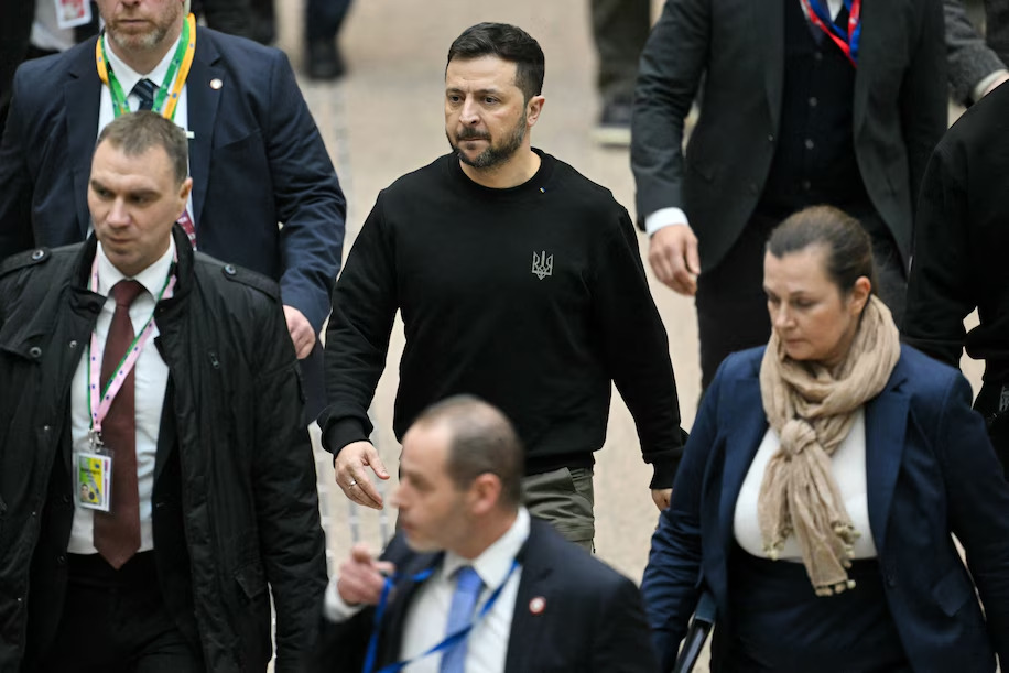 Zelenskyy Shifts Stance on Russia Talks Amid Trump Influence and Frontline Situation