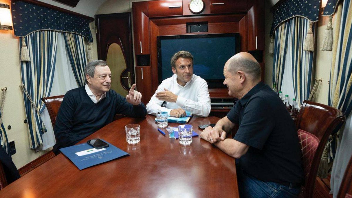 Macron, Scholz, Draghi arrive in Kyiv to meet Zelenskyy